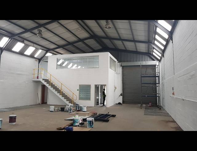 360M² FACTORY TO LET IN BLACKHEATH INDUSTRIAL